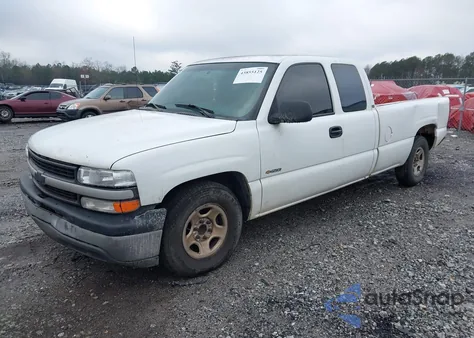 2000 Chevrolet Silverado 1500 from USA, damaged, VIN 1GCEC19T3YE391935